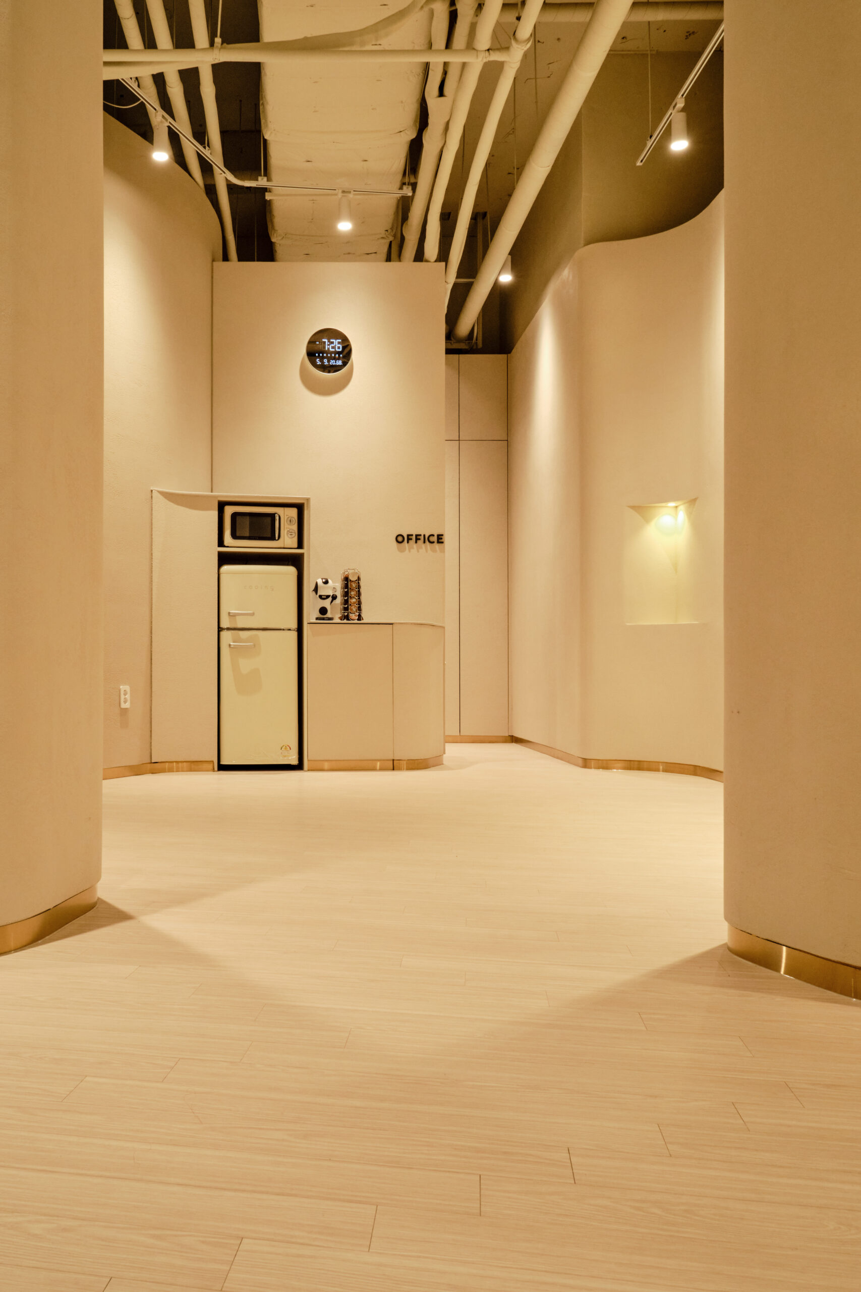 부산 골프 레슨샵 인테리어