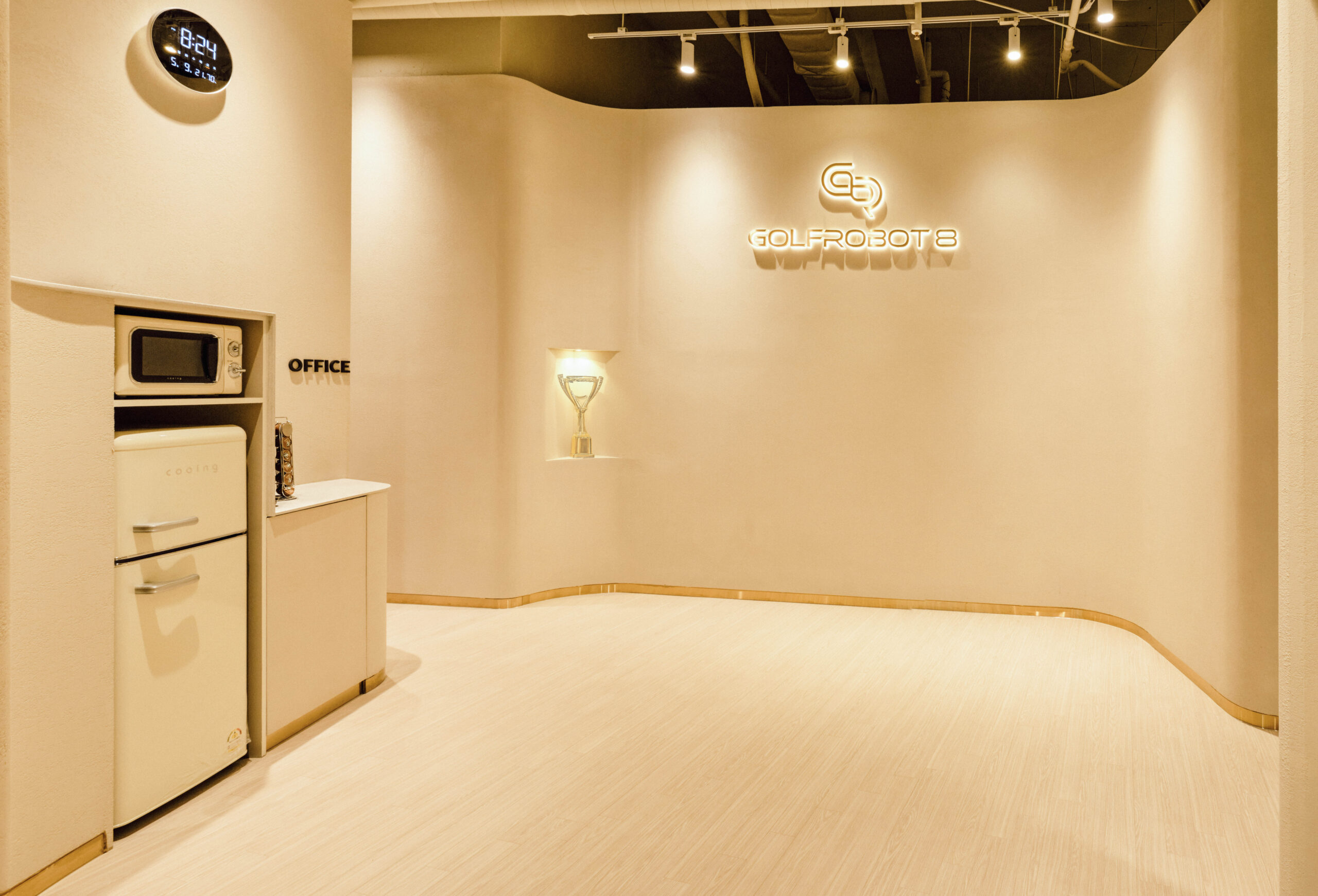 부산 골프 레슨샵 리모델링