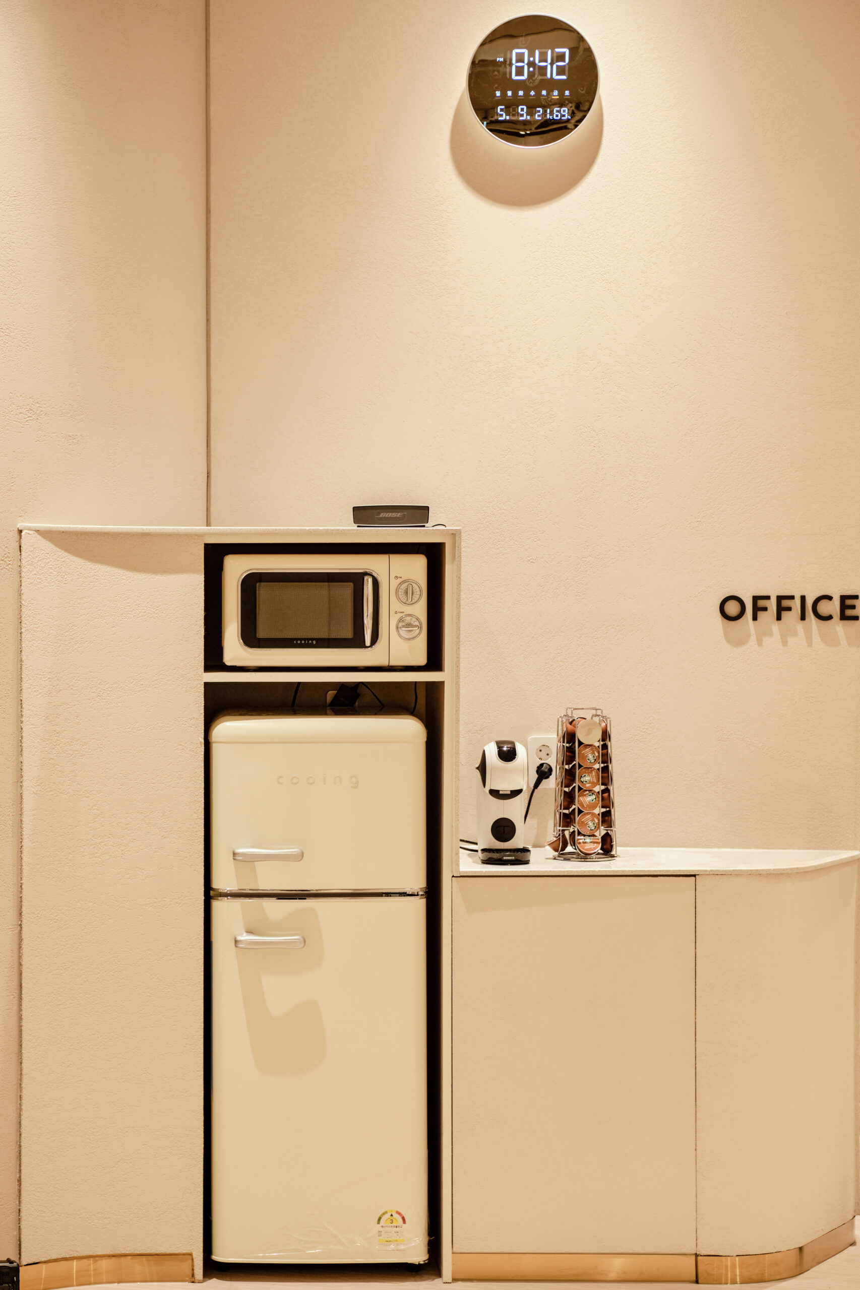 부산 골프 연습장 내부 인테리어